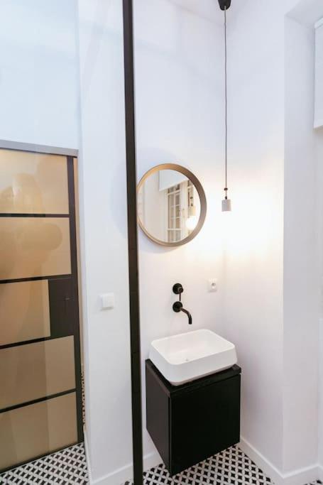 Charming Apartment Next To The Old Town! Varşova Dış mekan fotoğraf