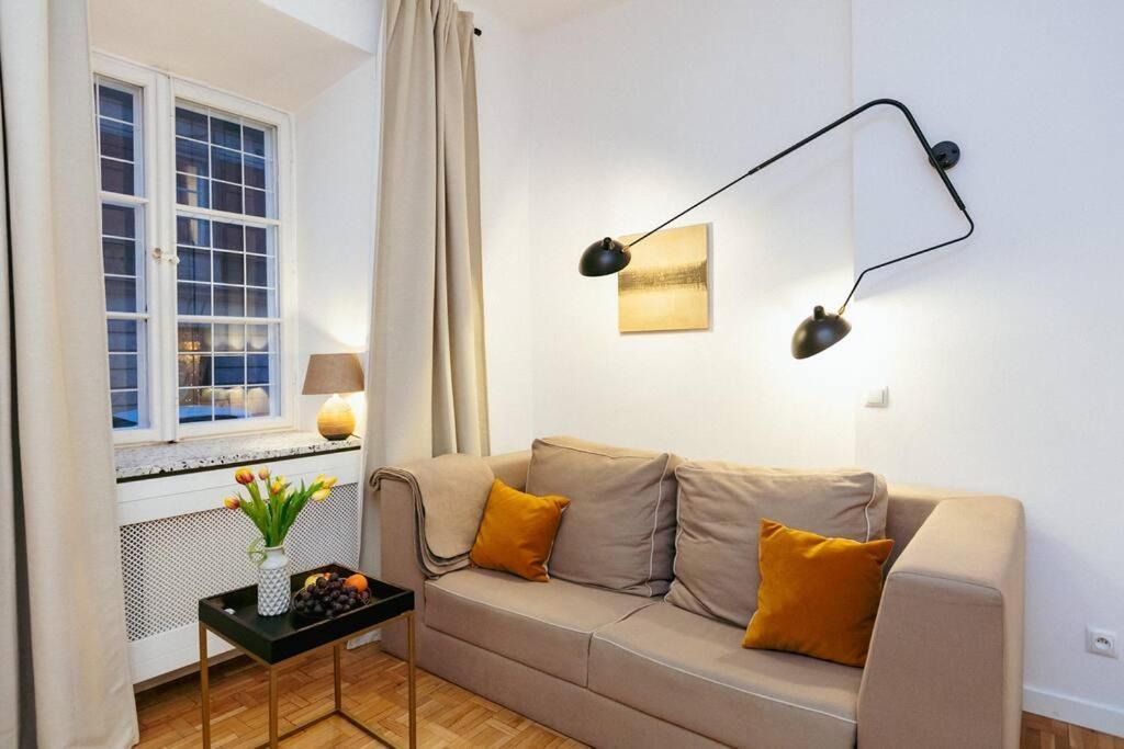 Charming Apartment Next To The Old Town! Varşova Dış mekan fotoğraf